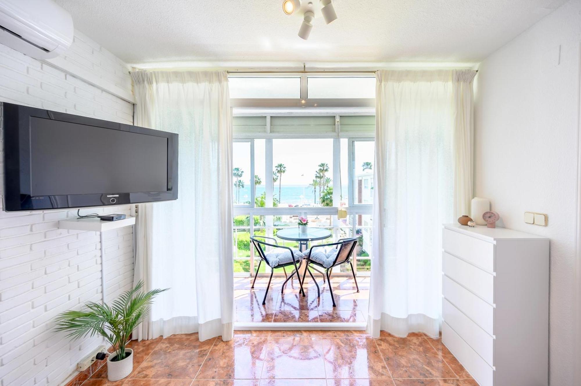 Sea View Apartment Benalmadena Exterior photo